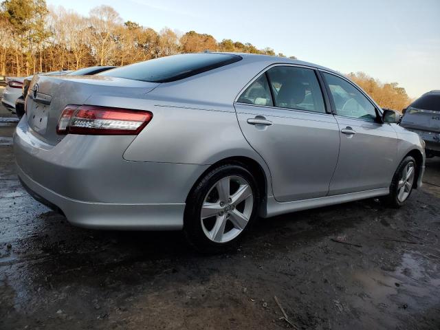 4T1BF3EK1AU081521 - 2010 TOYOTA CAMRY BASE SILVER photo 3