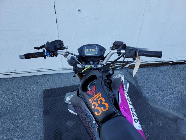 MLHJC7515J5007260 - 2018 HONDA GROM GRAY photo 8