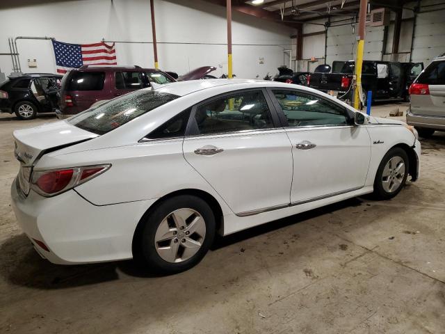 KMHEC4A45BA011266 - 2011 HYUNDAI SONATA HYBRID WHITE photo 3