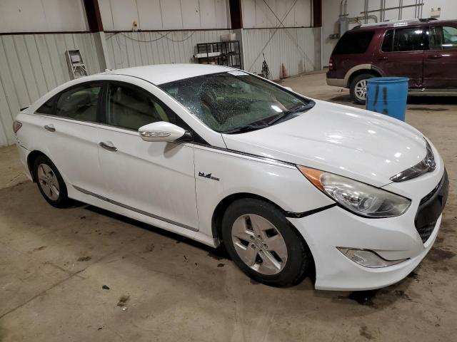 KMHEC4A45BA011266 - 2011 HYUNDAI SONATA HYBRID WHITE photo 4