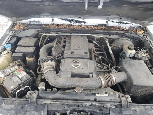 5N1AR18U85C724737 - 2005 NISSAN PATHFINDER LE 银色 照片 11