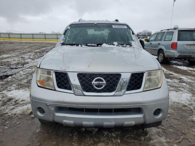 5N1AR18U85C724737 - 2005 NISSAN PATHFINDER LE SILVER photo 5