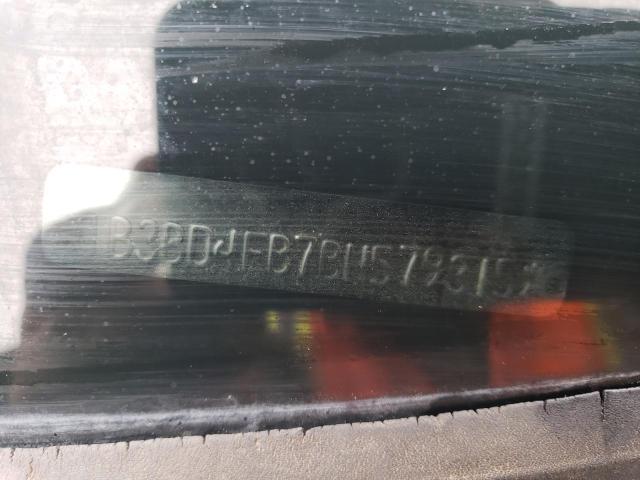 1B3BD4FB7BN579315 - 2011 DODGE AVENGER EXPRESS 白色 照片 12