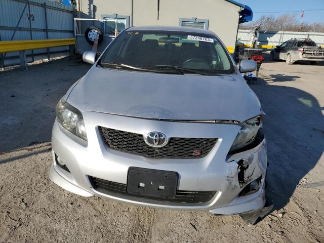 1NXBU4EE9AZ285666 - 2010 TOYOTA COROLLA BASE GRAY photo 5