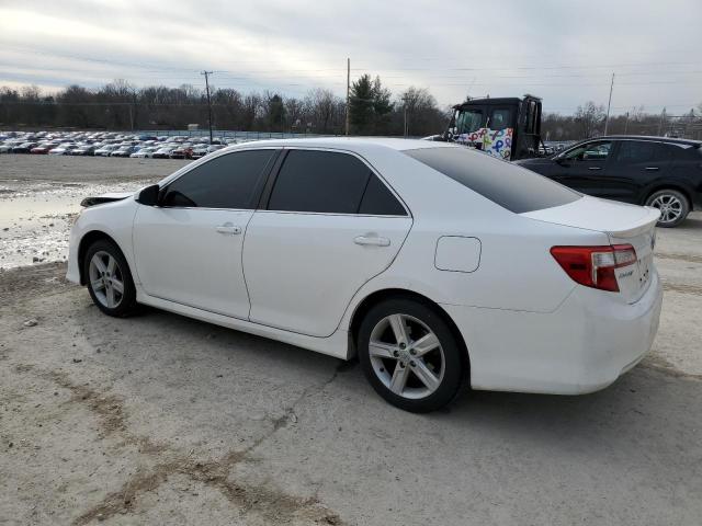 4T1BF1FK4EU832281 - 2014 TOYOTA CAMRY L WHITE photo 2