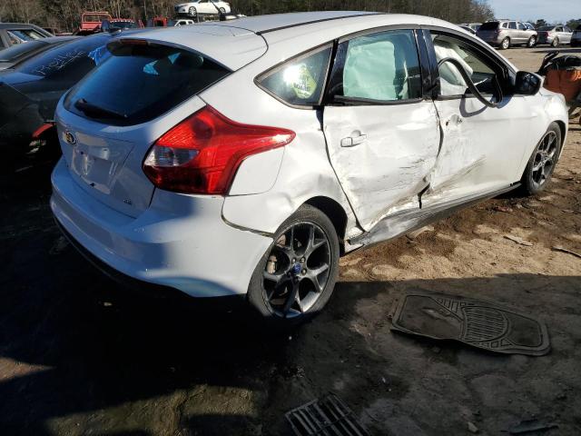 1FADP3K2XEL315848 - 2014 FORD FOCUS SE WHITE photo 3