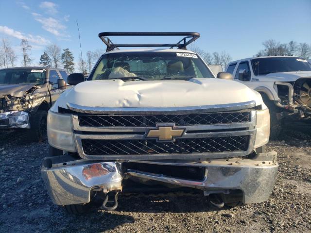 1GC0CVCGXBF257311 - 2011 CHEVROLET SILVERADO C2500 HEAVY DUTY WHITE photo 5