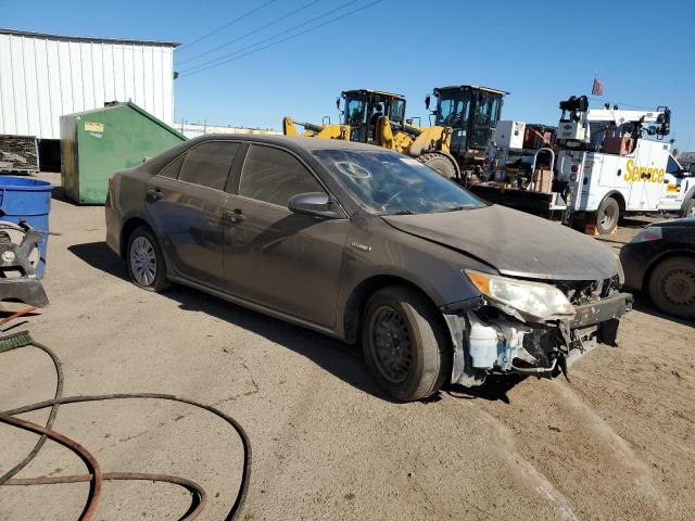 4T1BD1FK0DU083869 - 2013 TOYOTA CAMRY HYBRID GRAY photo 4