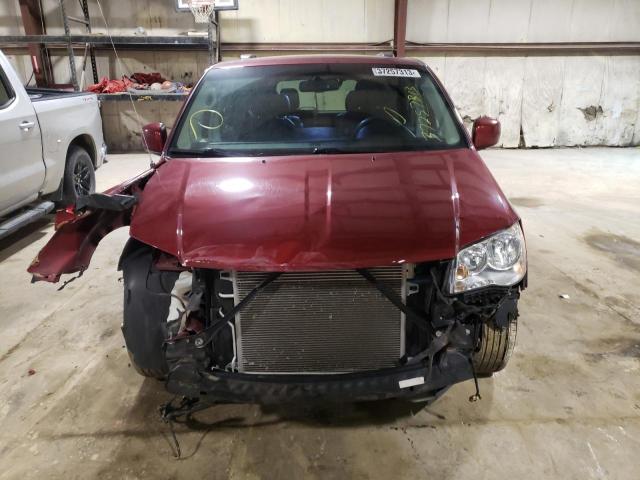 2C4RC1BG1GR305604 - 2016 CHRYSLER TOWN & COU TOURING 红色 照片 5