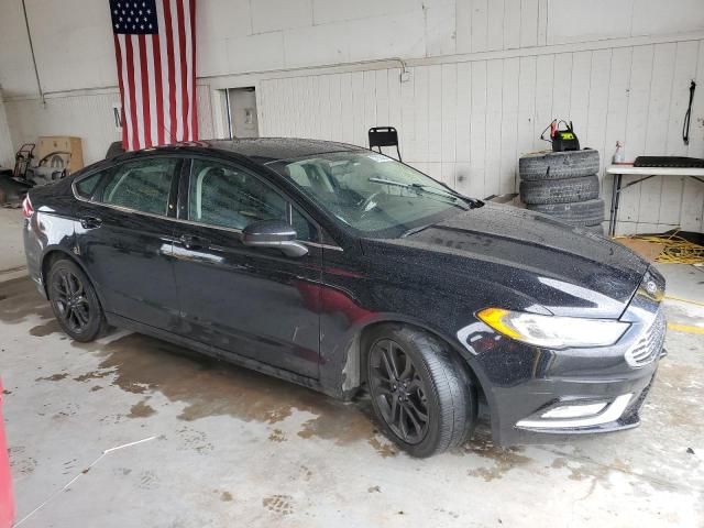 3FA6P0HD0JR216550 - 2018 FORD FUSION SE BLACK photo 4