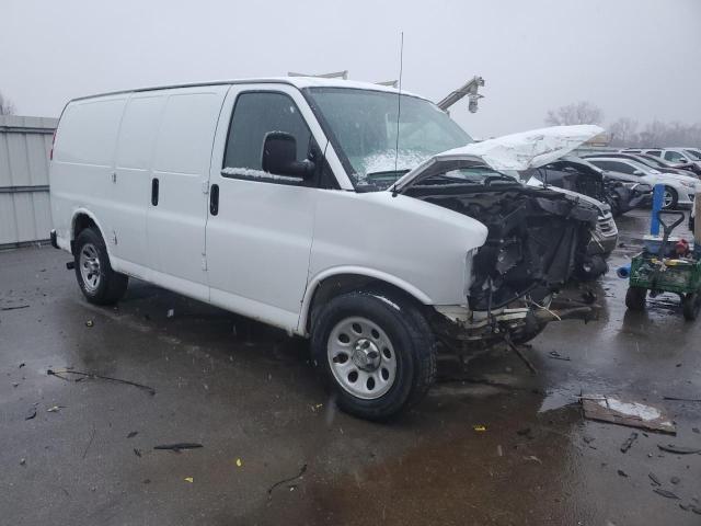 1GCSGAF46D1115819 - 2013 CHEVROLET EXPRESS G1 WHITE photo 4