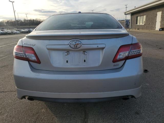 4T1BF3EK0BU733286 - 2011 TOYOTA CAMRY BASE SILVER photo 6