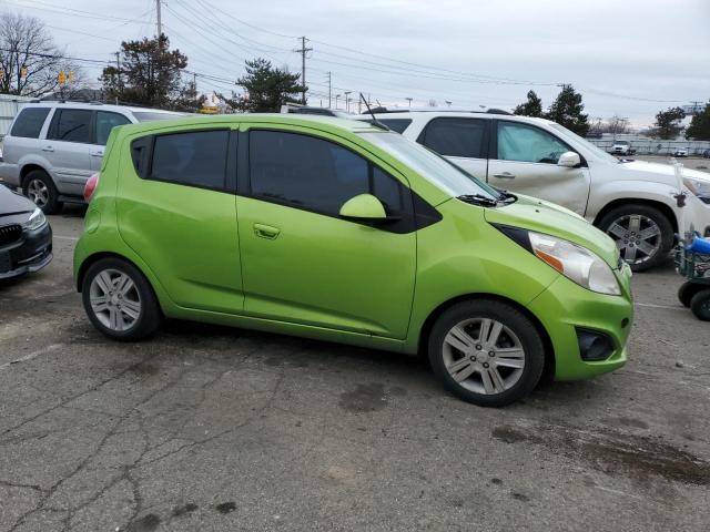 KL8CD6S99EC589807 - 2014 CHEVROLET SPARK 1LT GREEN photo 4