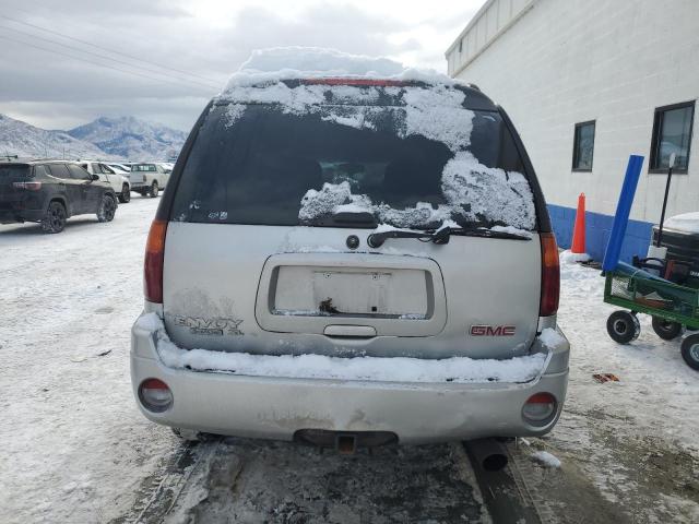 1GKET16S356142203 - 2005 GMC ENVOY XL SILVER photo 6