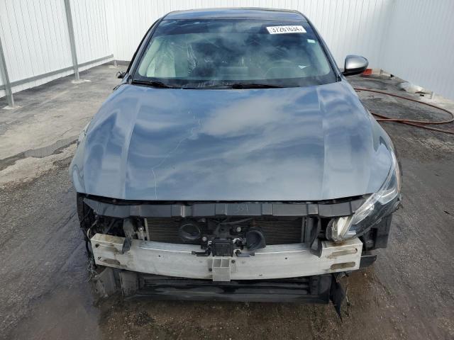 1N4BL4BV5LC102449 - 2020 NISSAN ALTIMA S GRAY photo 5