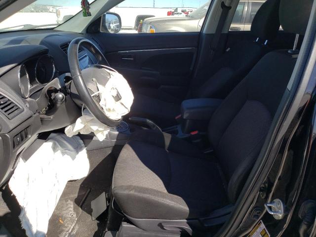 JA4AP3AU3HZ070029 - 2017 MITSUBISHI OUTLANDER ES შავი ფოტო 7