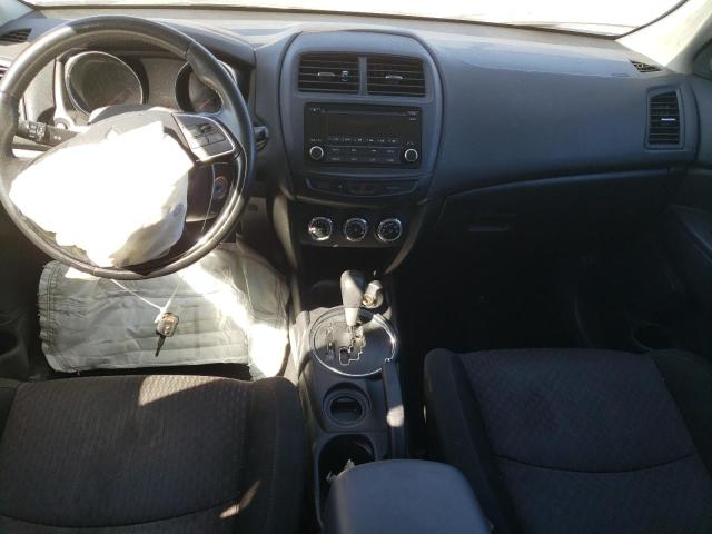 JA4AP3AU3HZ070029 - 2017 MITSUBISHI OUTLANDER ES შავი ფოტო 8