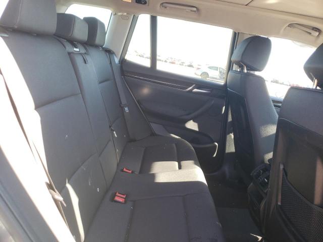 5UXWZ7C32H0X41744 - 2017 BMW X3 SDRIVE28I 灰色 照片 11