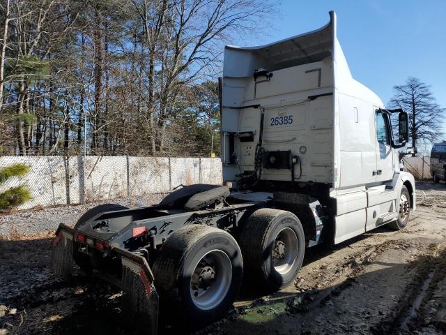 4V4NC9EH6GN963728 - 2016 VOLVO VN VNL WHITE photo 4