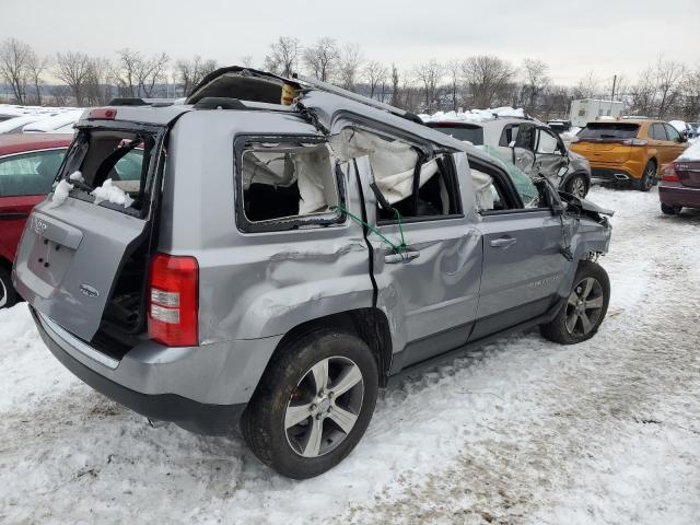 1C4NJRFB9GD674814 - 2016 JEEP PATRIOT LATITUDE SILVER photo 3