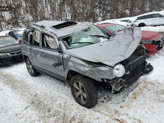 1C4NJRFB9GD674814 - 2016 JEEP PATRIOT LATITUDE SILVER photo 4