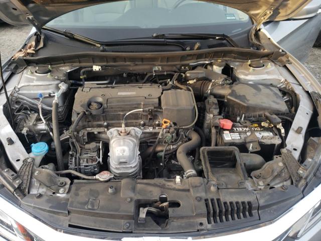 1HGCR2F3XHA094119 - 2017 HONDA ACCORD LX SILVER photo 11