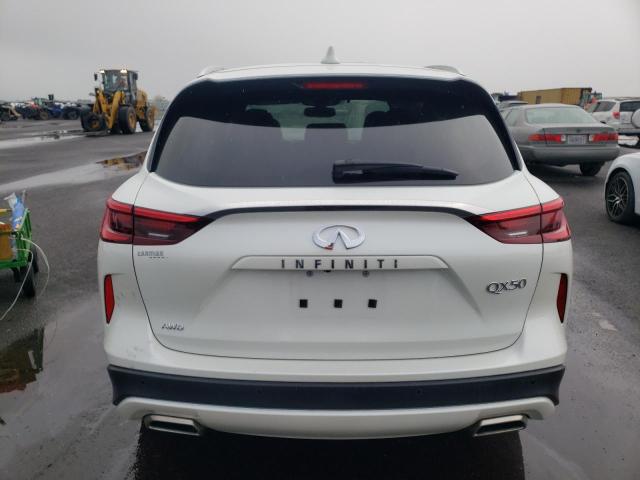 3PCAJ5BB5MF125953 - 2021 INFINITI QX50 LUXE WHITE photo 6