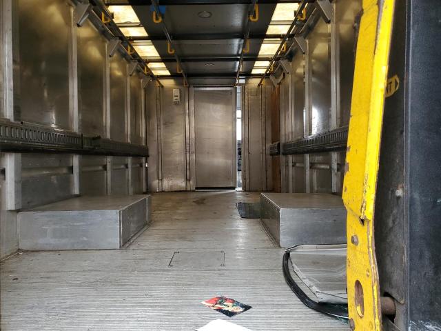 5B4LFG2E3B3447961 - 2011 WORKHORSE CUSTOM CHASSIS COMMERCIAL თეთრი ფოტო 11