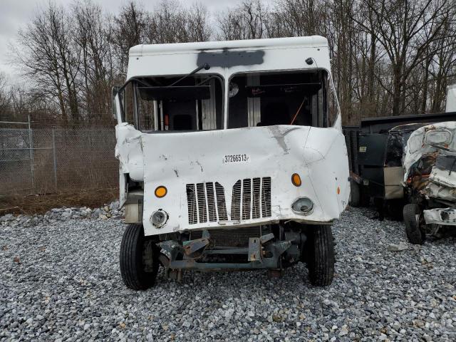 5B4LFG2E3B3447961 - 2011 WORKHORSE CUSTOM CHASSIS COMMERCIAL თეთრი ფოტო 5