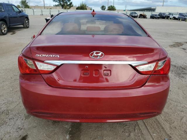 5NPEB4AC2DH556450 - 2013 HYUNDAI SONATA GLS RED photo 6