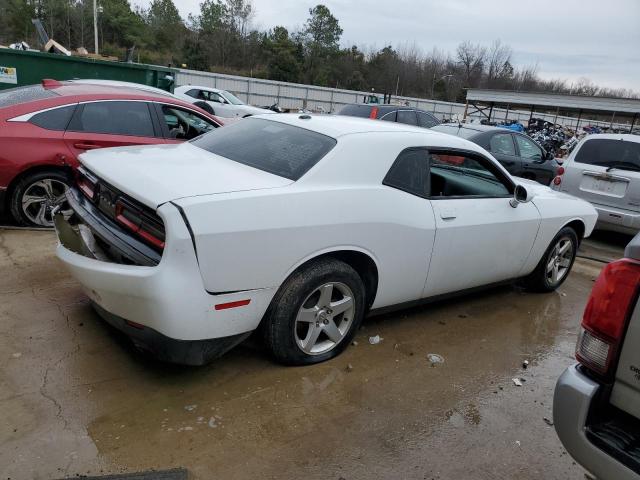 2C3CDZAG5FH770480 - 2015 DODGE CHALLENGER SXT WHITE photo 3