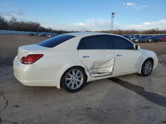 4T1BK36BX8U308029 - 2008 TOYOTA AVALON XL WHITE photo 3