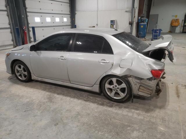 5YFBU4EE3DP077658 - 2013 TOYOTA COROLLA BASE SILVER photo 2