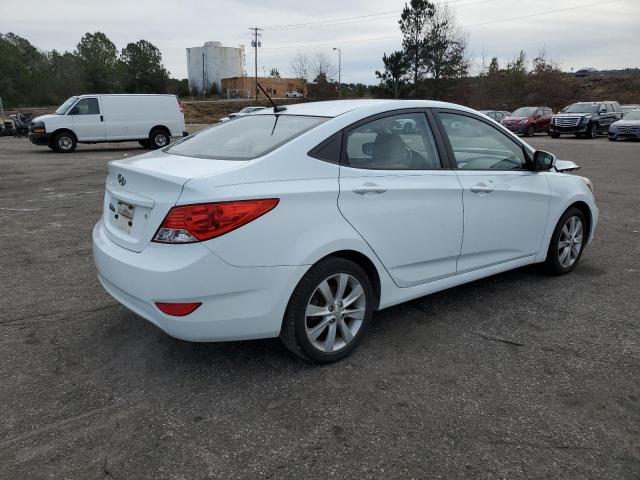 KMHCU4AEXDU381160 - 2013 HYUNDAI ACCENT GLS WHITE photo 3