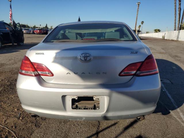 4T1BK36B95U031725 - 2005 TOYOTA AVALON XL SILVER photo 6