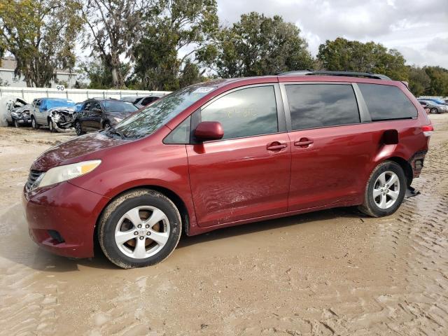 5TDKK3DCXBS023651 - 2011 TOYOTA SIENNA LE RED photo 1