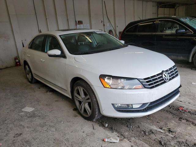 1VWCM7A31DC062785 - 2013 VOLKSWAGEN PASSAT SEL WHITE photo 4