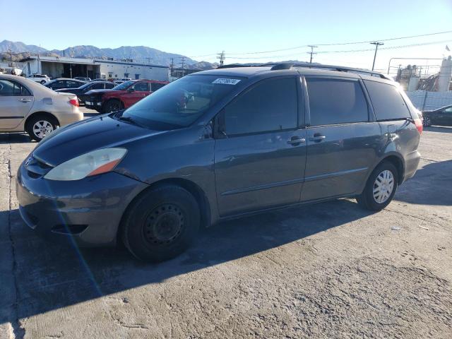 5TDZK23C78S213474 - 2008 TOYOTA SIENNA CE GRAY photo 1