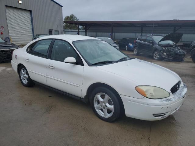 1FAFP55U24A123741 - 2004 FORD TAURUS SES WHITE photo 4