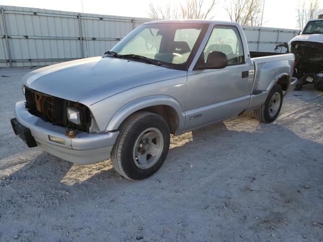 1GCCS1449V8136260 - 1997 CHEVROLET S TRUCK S10 SILVER photo 2