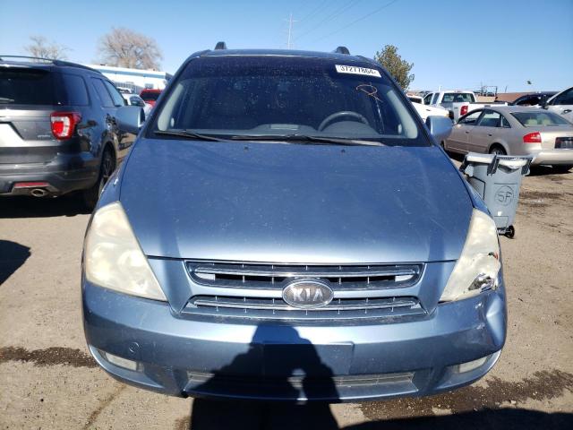 KNDMB233896275011 - 2009 KIA SEDONA EX BLUE photo 5