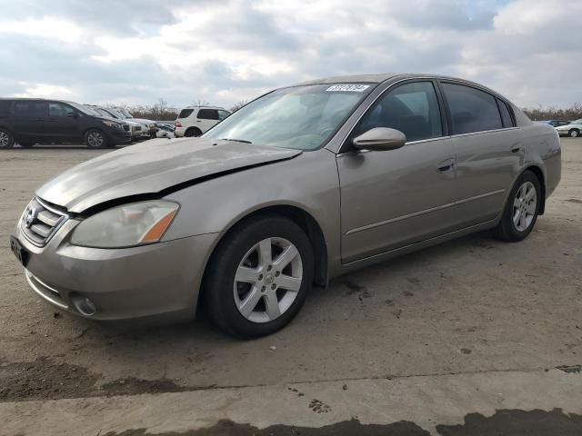 2002 NISSAN ALTIMA BASE, 