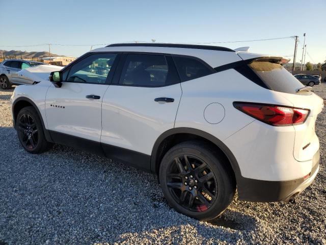 3GNKBHR49NS149117 - 2022 CHEVROLET BLAZER 2LT WHITE photo 2