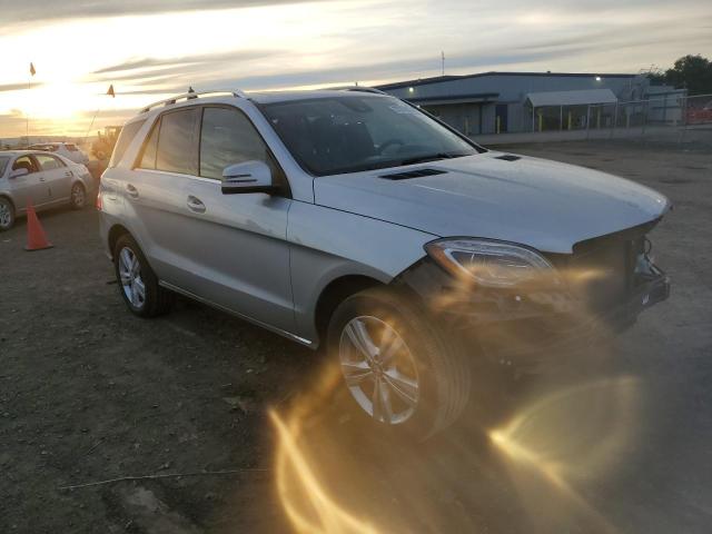 4JGDA5HB8DA136437 - 2013 MERCEDES-BENZ ML 350 4MATIC SILVER photo 4