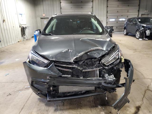 KL4CJASB7JB662513 - 2018 BUICK ENCORE PREFERRED Сұр фото 5