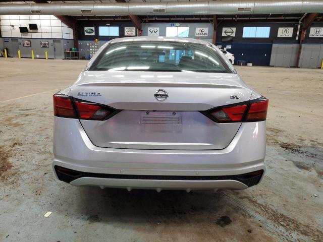 1N4BL4DV1MN417140 - 2021 NISSAN ALTIMA SV SILVER photo 6