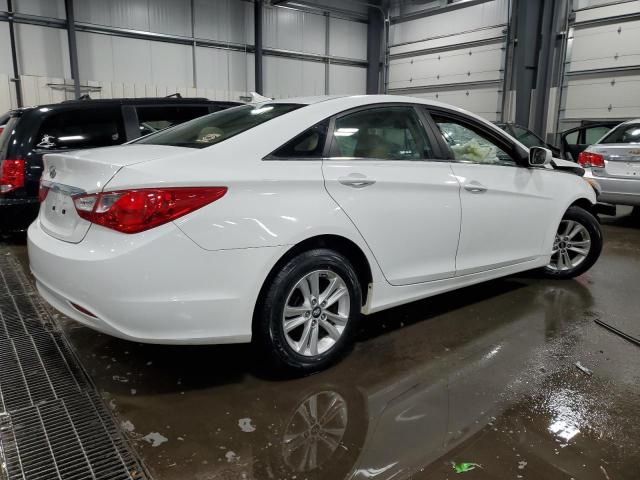 5NPEB4AC4BH103749 - 2011 HYUNDAI SONATA GLS WHITE photo 3