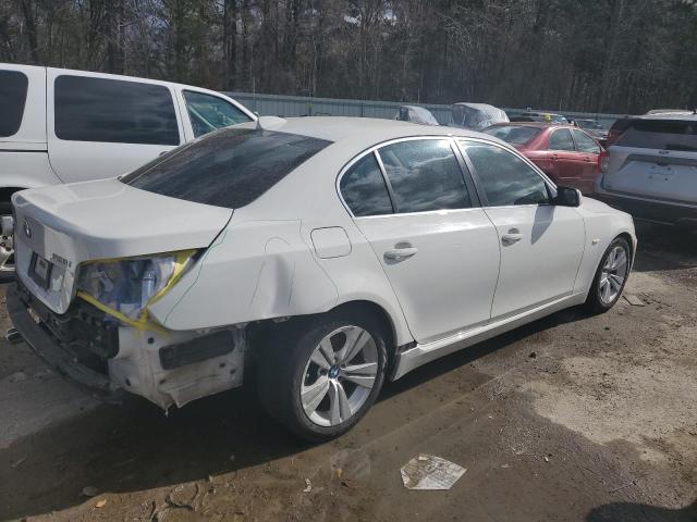 WBANU53589C123178 - 2009 BMW 528 I WHITE photo 3