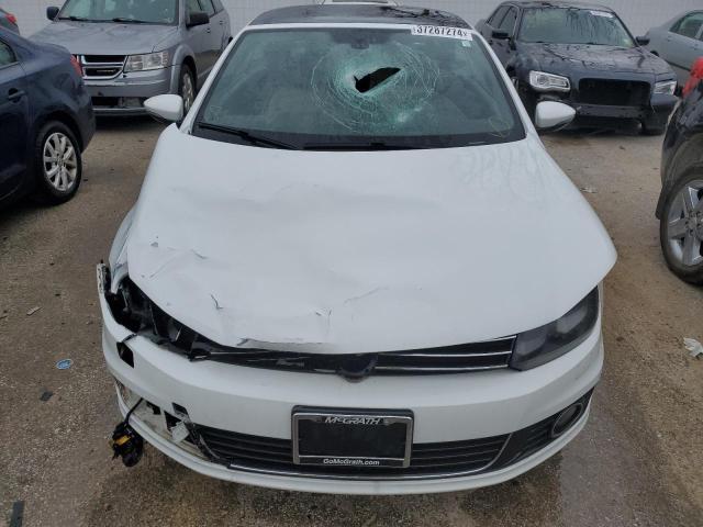 WVWFW8AH9FV005625 - 2015 VOLKSWAGEN EOS LUX 白色 照片 5