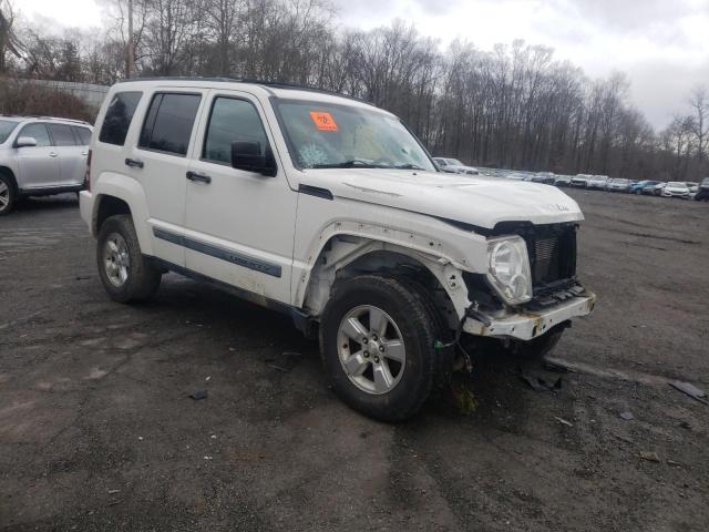 1J4PN2GK7AW178063 - 2010 JEEP LIBERTY SPORT WHITE photo 4